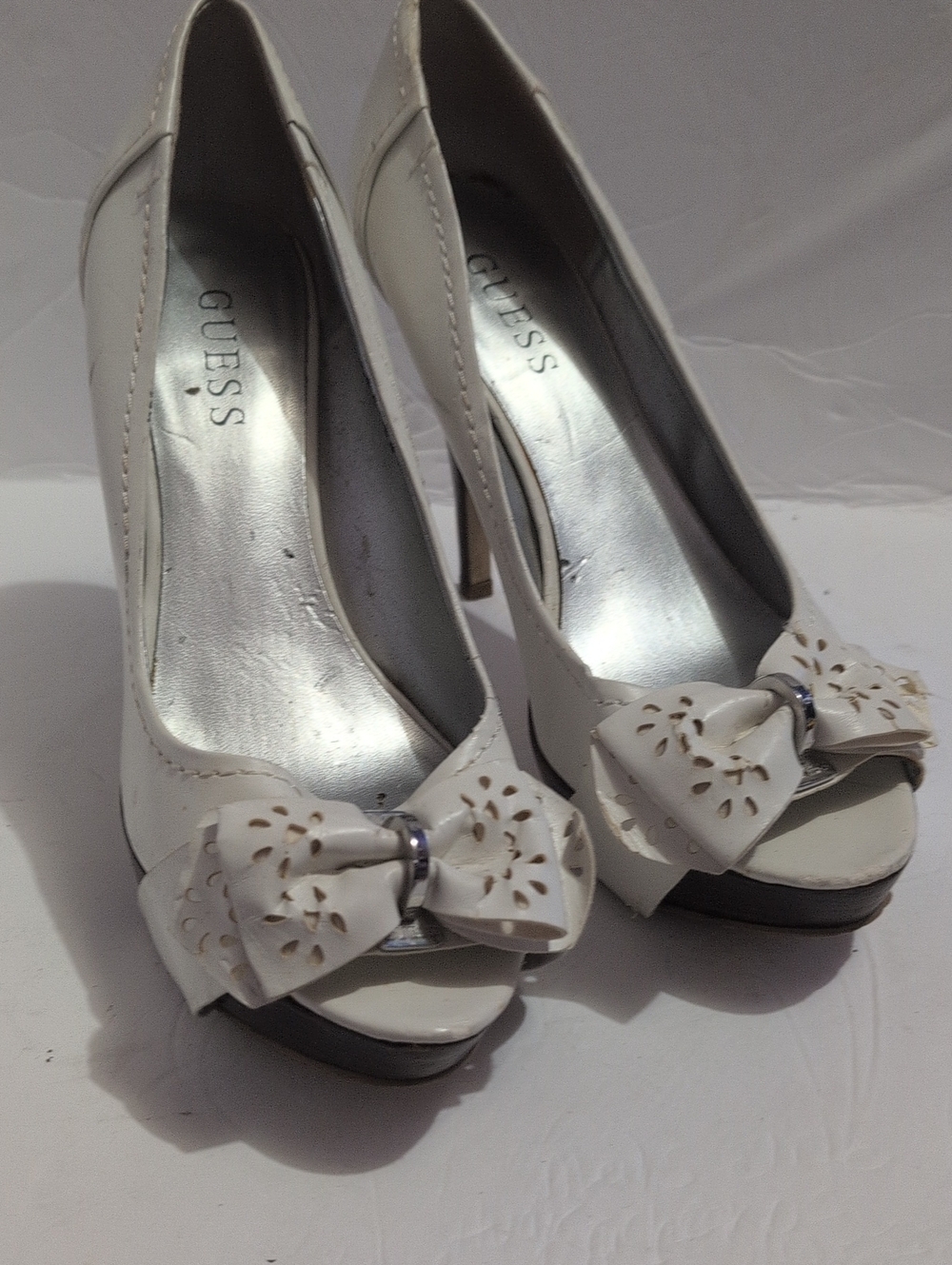 GUESS White Peep-Toe Bow High Heels